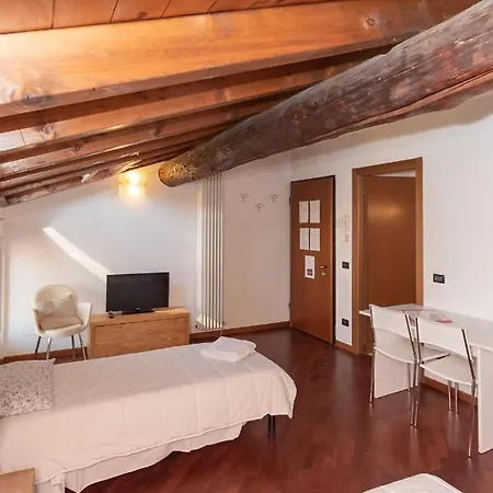 San Faustino Monolocale - Affitti Brevi Italia * Brescia
